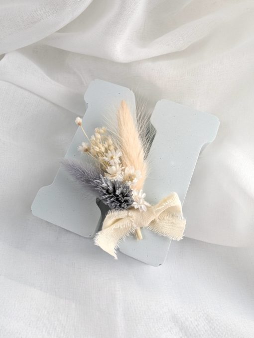 Frej Decoratieve letter met droogbloemen
